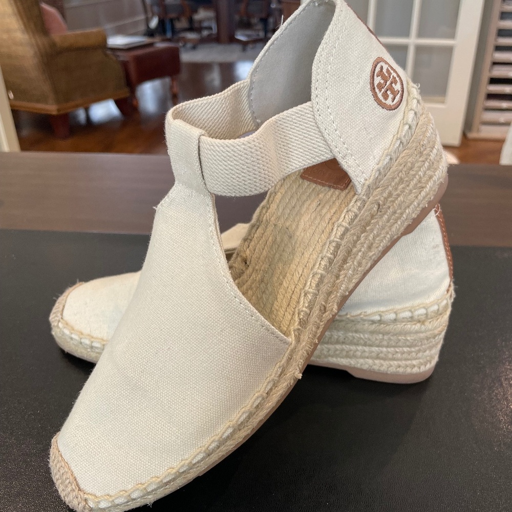 Tory Burch Espadrille size 8.5